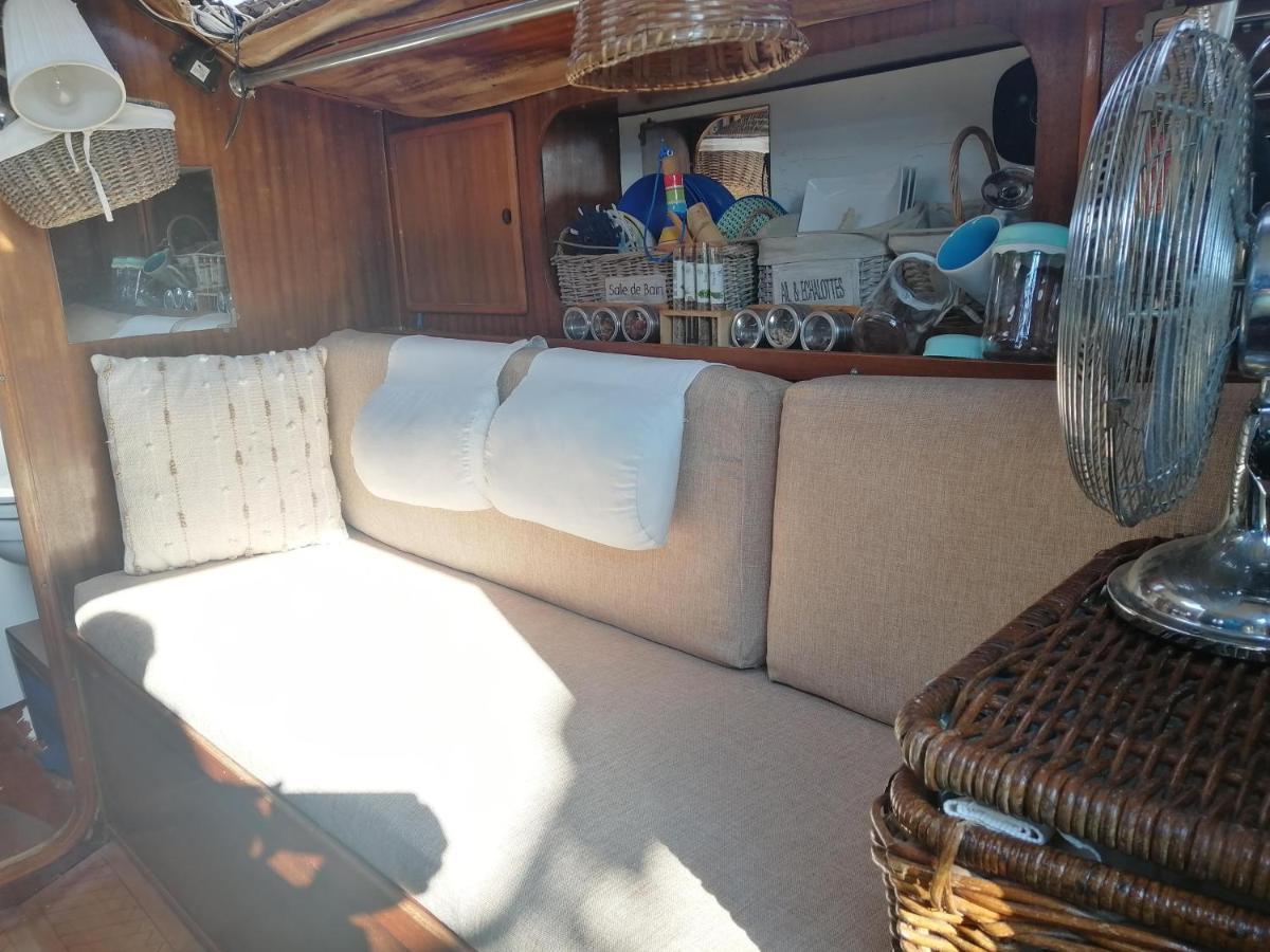 Hotel La Tua Stanza A Vela Sul Mare à Bari Extérieur photo