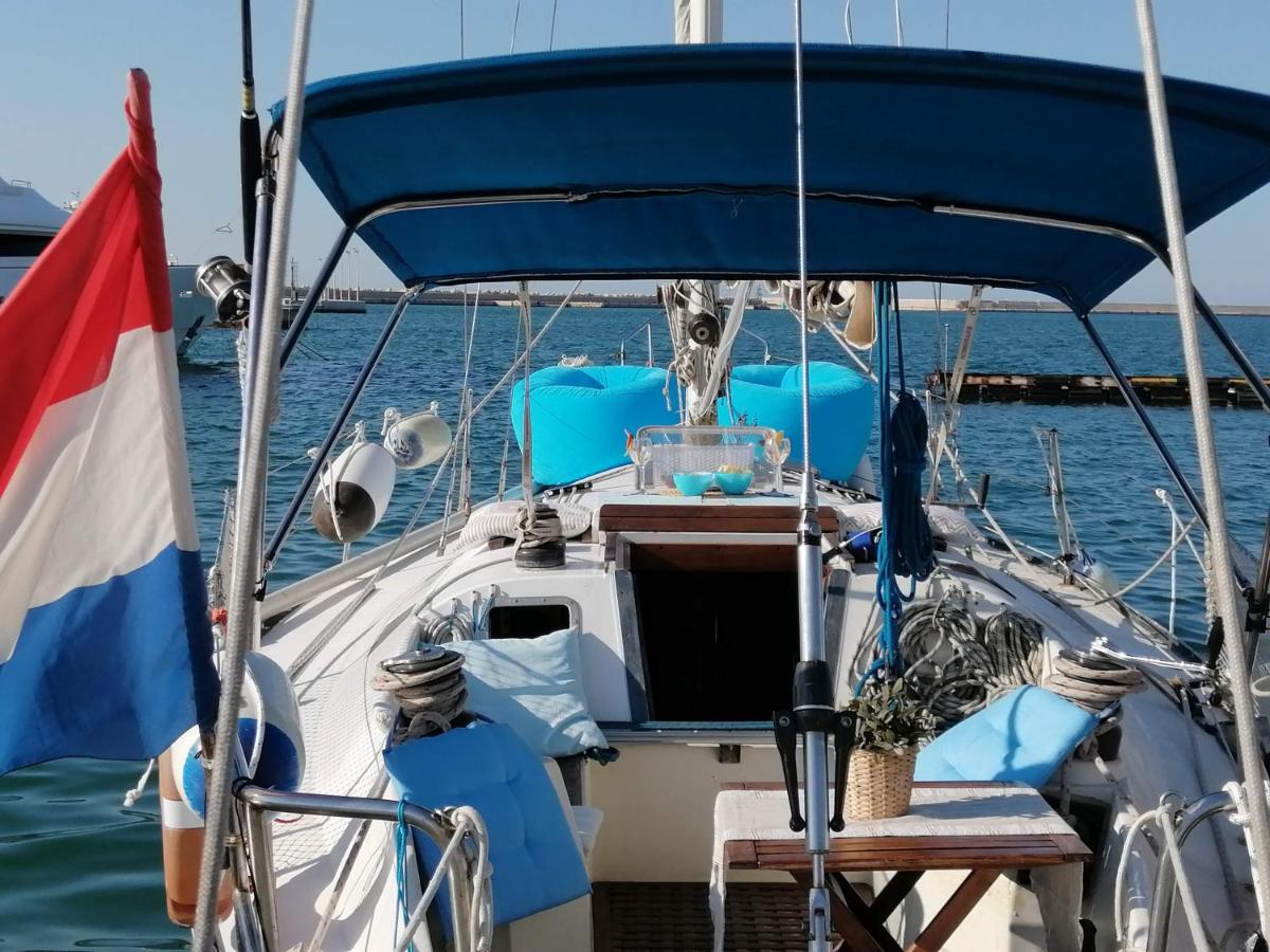 Hotel La Tua Stanza A Vela Sul Mare à Bari Extérieur photo