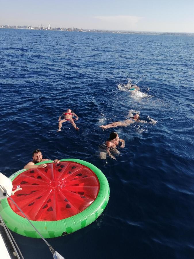 Hotel La Tua Stanza A Vela Sul Mare à Bari Extérieur photo
