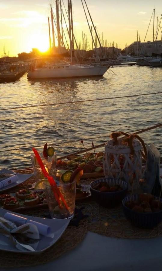 Hotel La Tua Stanza A Vela Sul Mare à Bari Extérieur photo